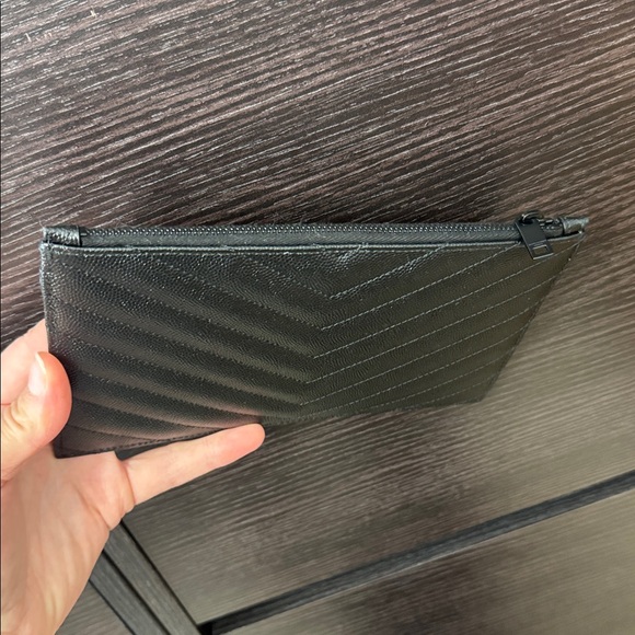 SAINT LAURENT Monogramme Quilted Calfskin Zip Pouch Black - Picture 15 of 15